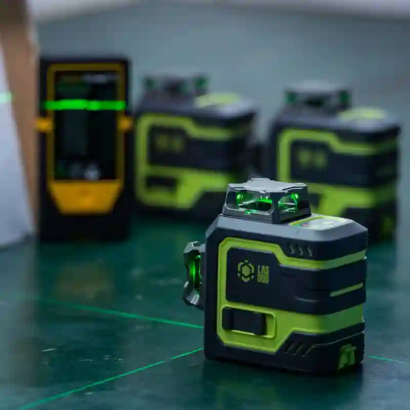 Αυτοεπιπεδούμενο πράσινο οριζόντιο κάθετο λέιζερ